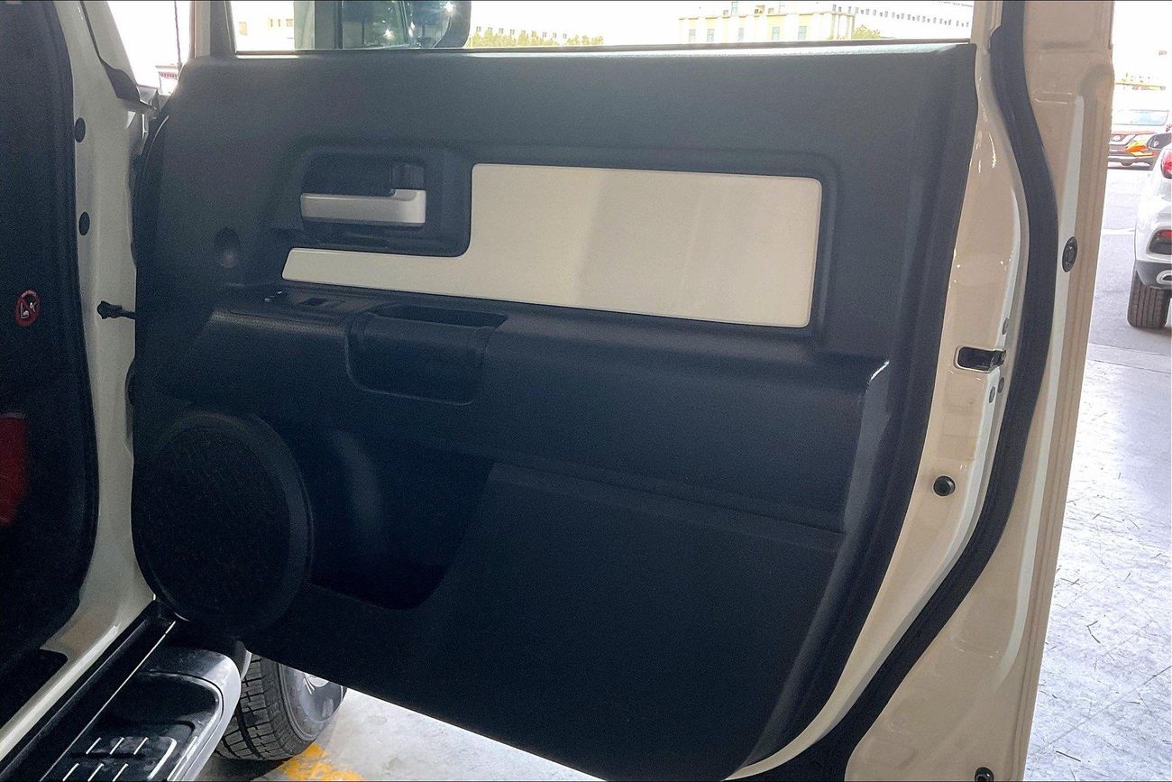 تويوتا إف جي كروزر GXR | شامل الضمان | 0 ﺪﻔﻋﺓ ﺃﻮﻟﻯ