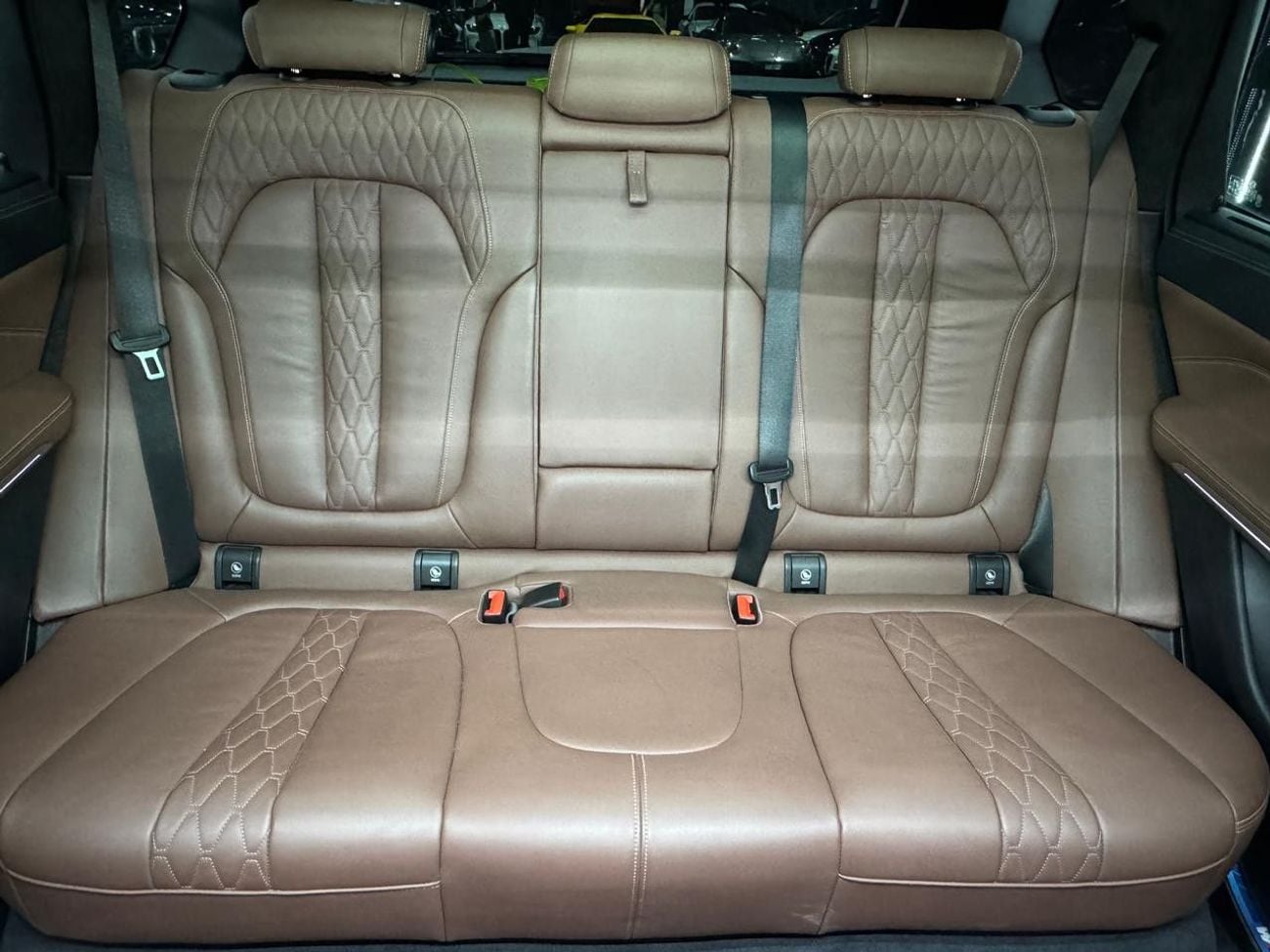 بي أم دبليو X5 M50i 4.4L