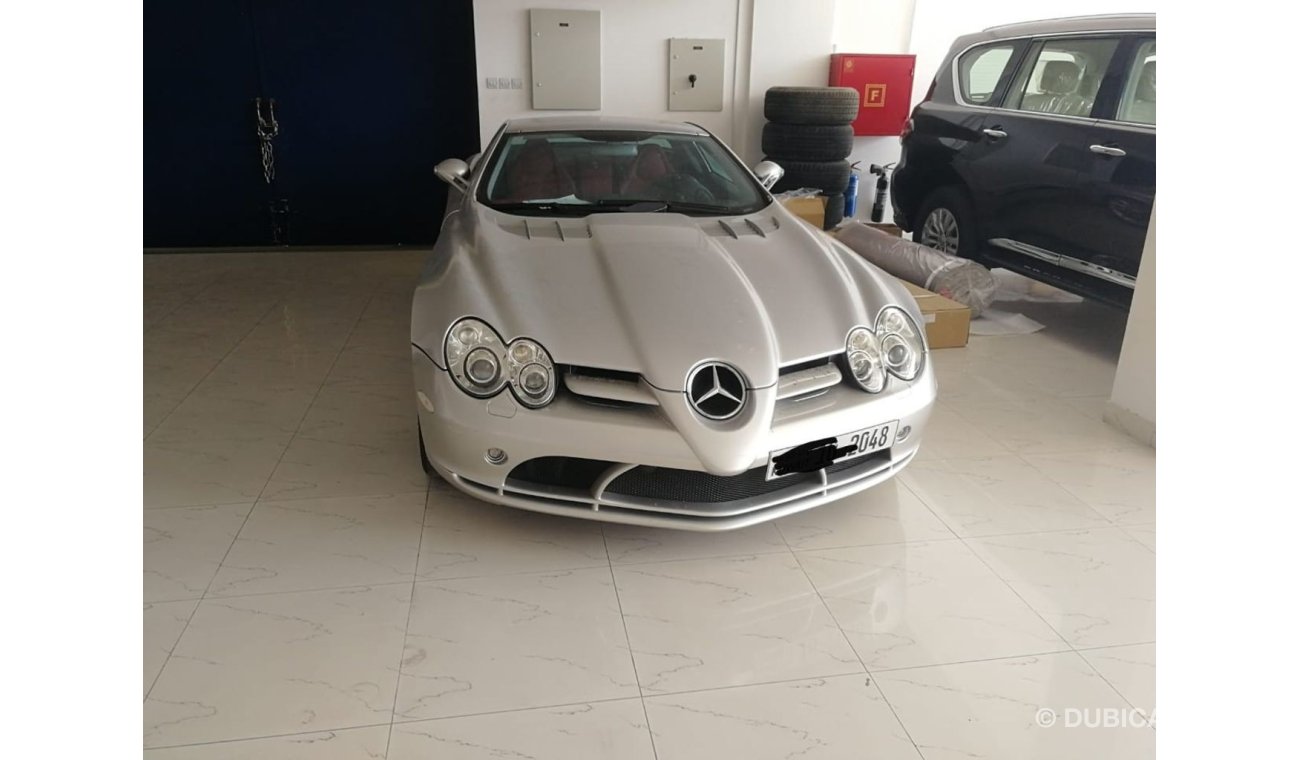 Mercedes-Benz SLR