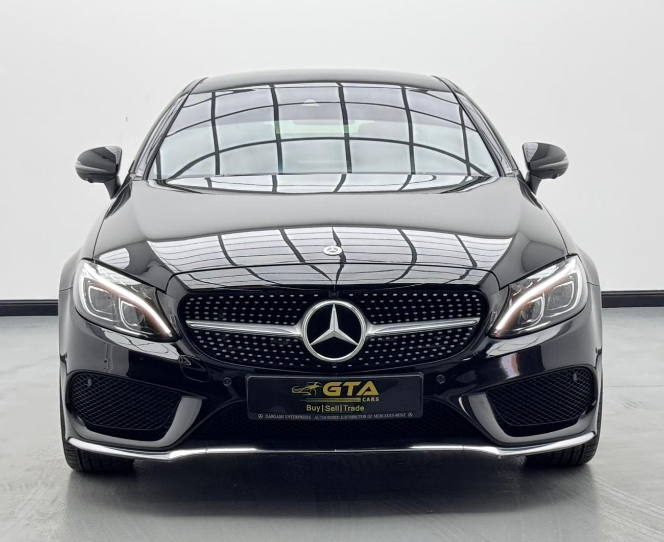 Mercedes Benz C300 STD 2017 Mercedes-Benz C300 Coupe, Mercedes Service History, Excellent Condition, GCC