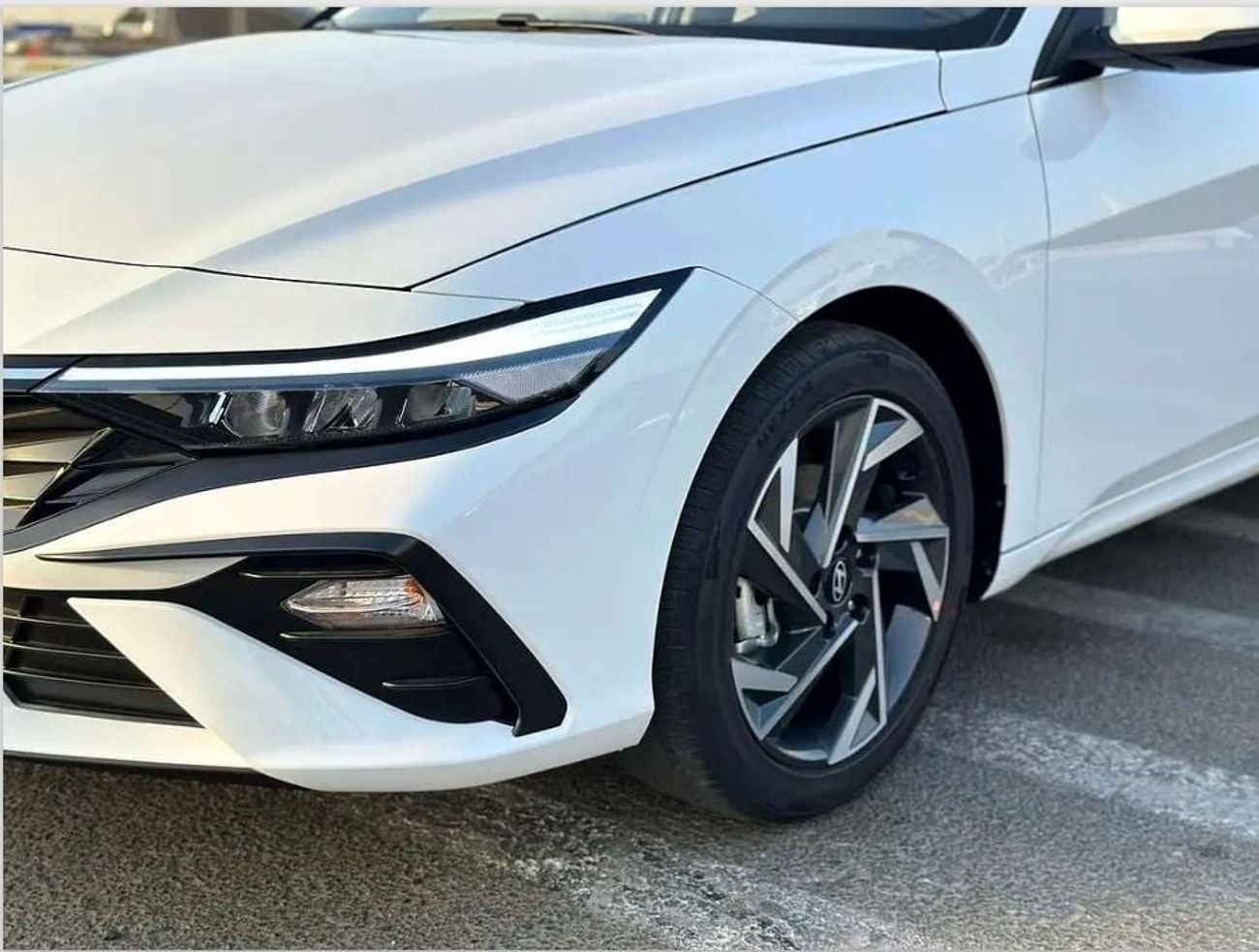 Hyundai Elantra SMART Hyundai Elantra 1.5L | 2025 Model |
