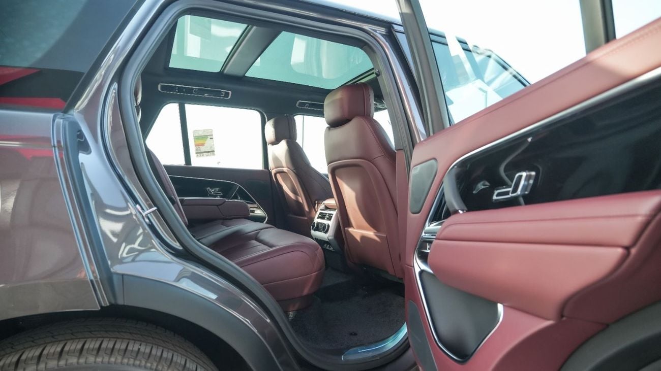 Land Rover Range Rover HSE P400 3.0L V6 charente grey 2026 MY Export Only