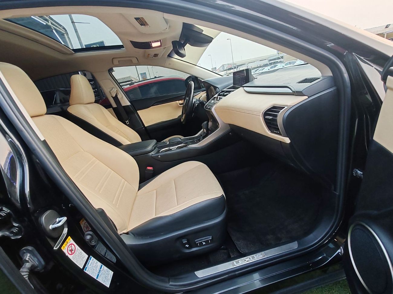 لكزس NX 300 بريمير Warranty one year