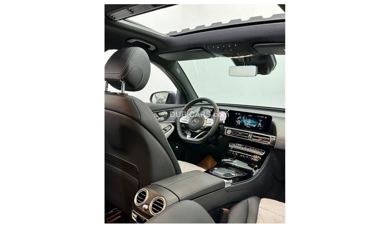Mercedes-Benz EQC 400 4MATIC 2022 Mercedes-Benz EQC 400, Mercedes EMC Warranty 2027, Full Mercedes History, Low kms , GCC