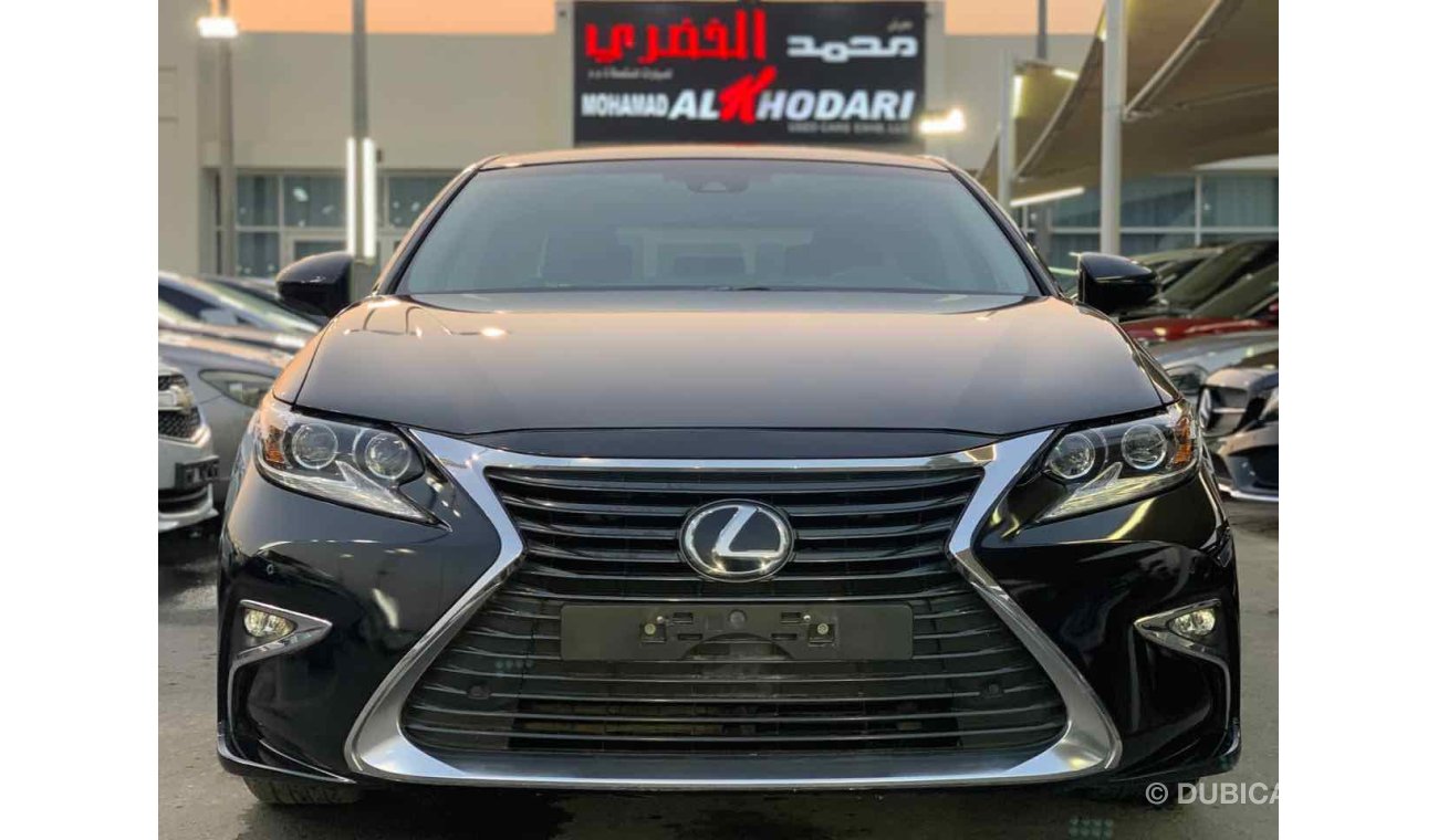 Lexus ES350 2016 بانوراما خليجي بدون حوادث فل مواصفات