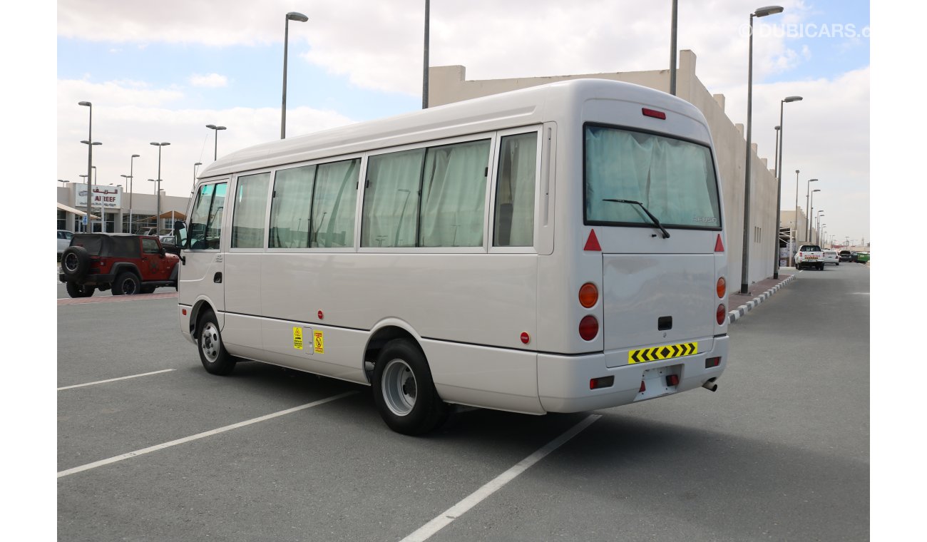 ميتسوبيشي روزا 26 SEATER BUS LIKE BRAND NEW