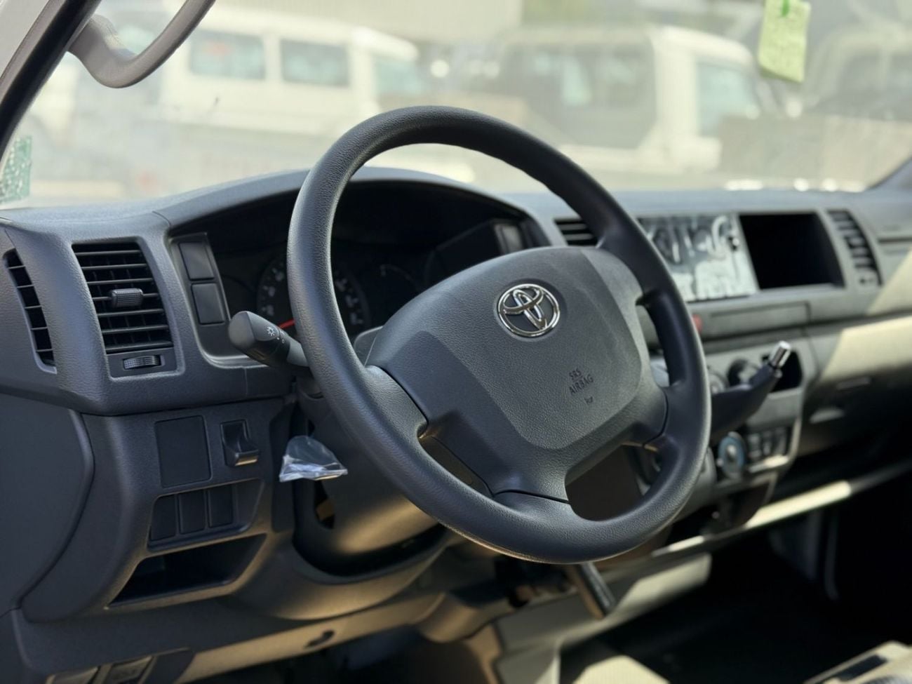Toyota Hiace 2026 Toyota Hiace STD 16-Seater High-Roof Mid-Option 2.5L 4-Cyl Diesel M/T RWD Only For Africa