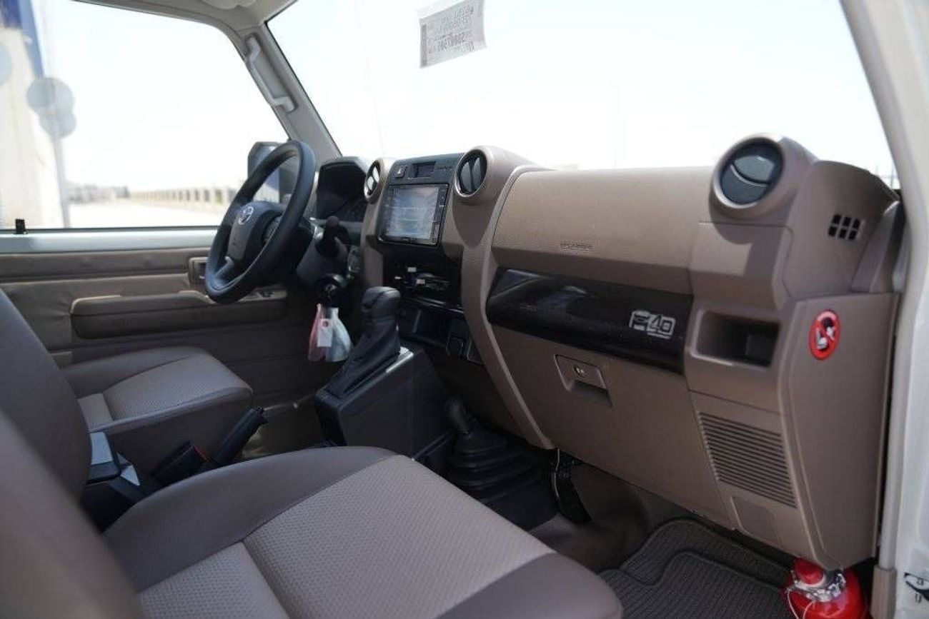 تويوتا لاند كروزر بيك آب 2025 Toyota Land Cruiser LC 79 DC 2.8L AT Diesel (White)