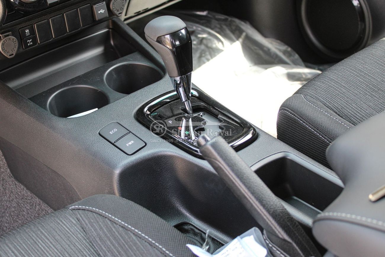 Toyota Hilux Adventure 4.0L EXCLUSIVE  LHD PETROL V6 4X4 DC AT 2025MY