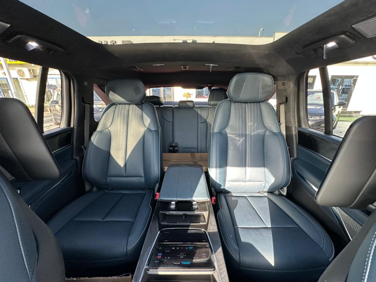 كاديلاك إسكالاد Brand New Escalade IQ Sport2 VIP Seats Automatic doors