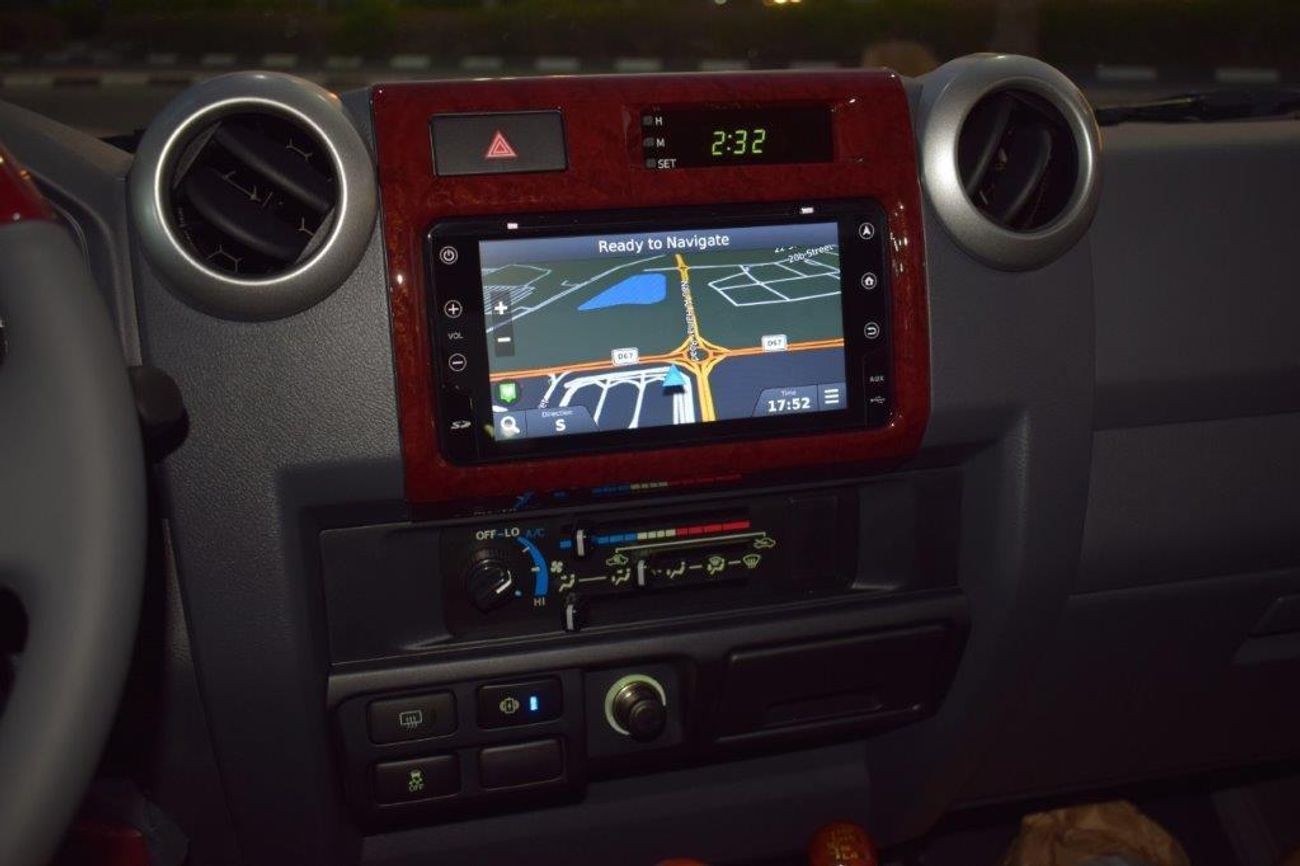 Toyota Land Cruiser 70 Xtreme V6 4.0L- Full Option