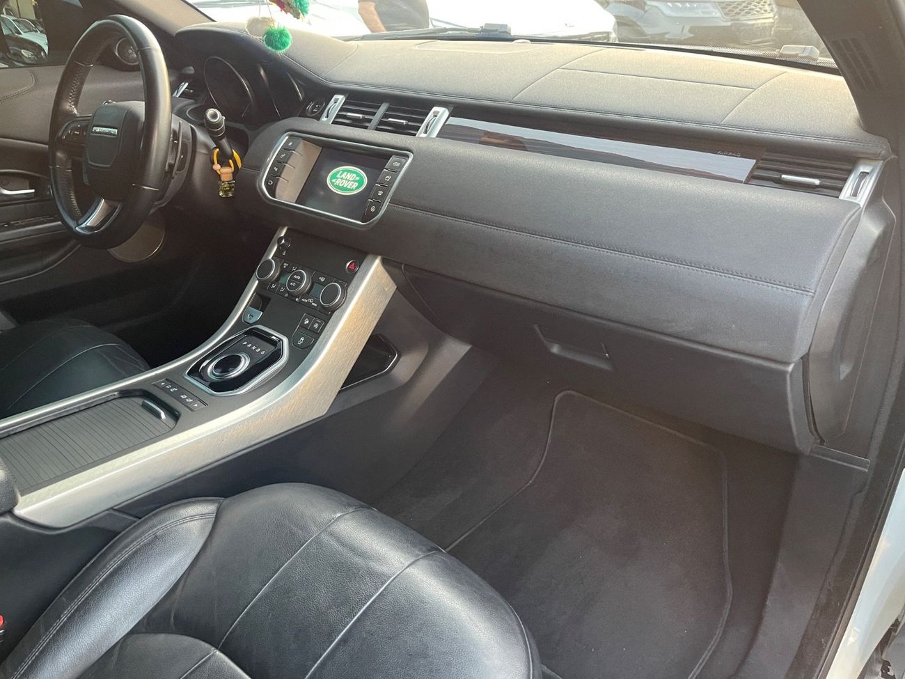 Land Rover Range Rover Evoque Dynamic 2.0L (5 Door)