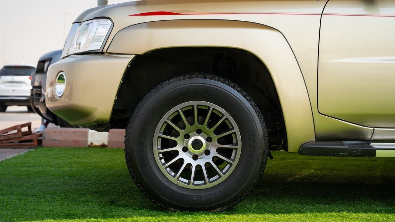 Nissan Patrol HT Safari 4.8L A/T (7 Seater) (5 Door)