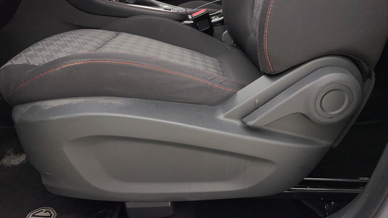 أم جي ZS STD 1.5 | بدون دفعة مقدمة | اختبار القيادة في المنزل