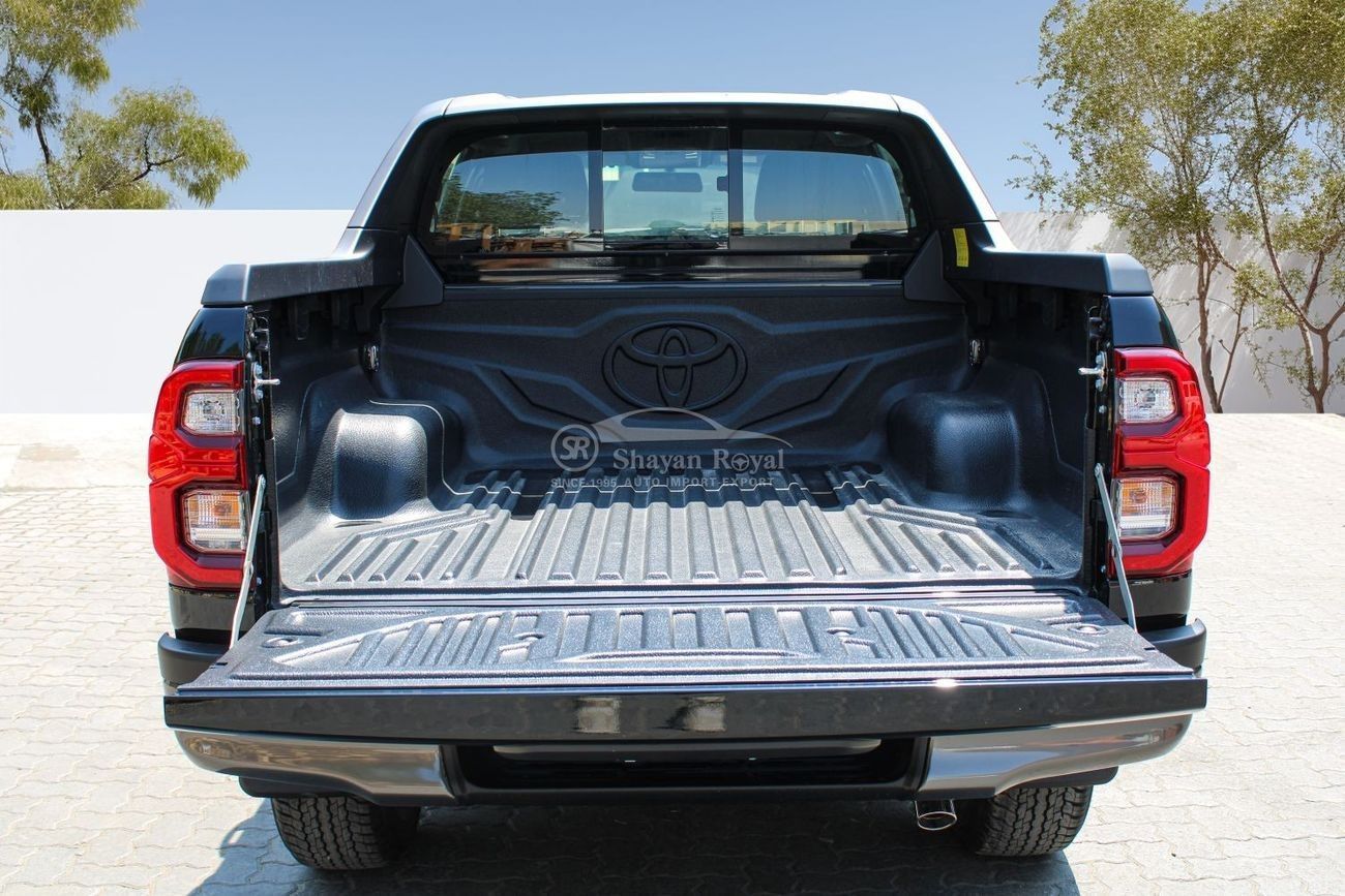 تويوتا هيلوكس LHD 4.0L PETROL V6 4X4 DC ADVENTURE EXCLUSIVE AT 2025MY