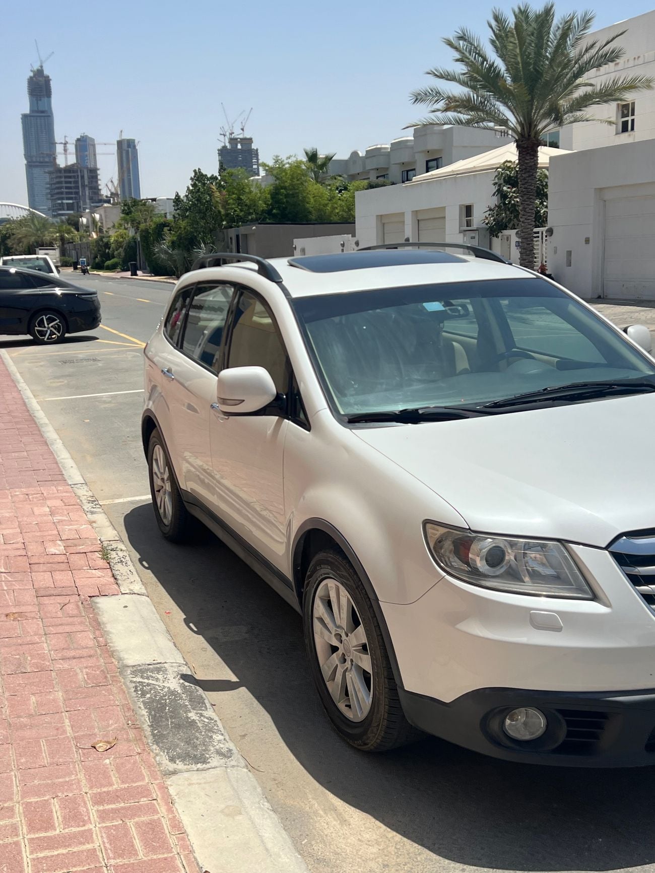 سوبارو ترايبكا Std 3.6L