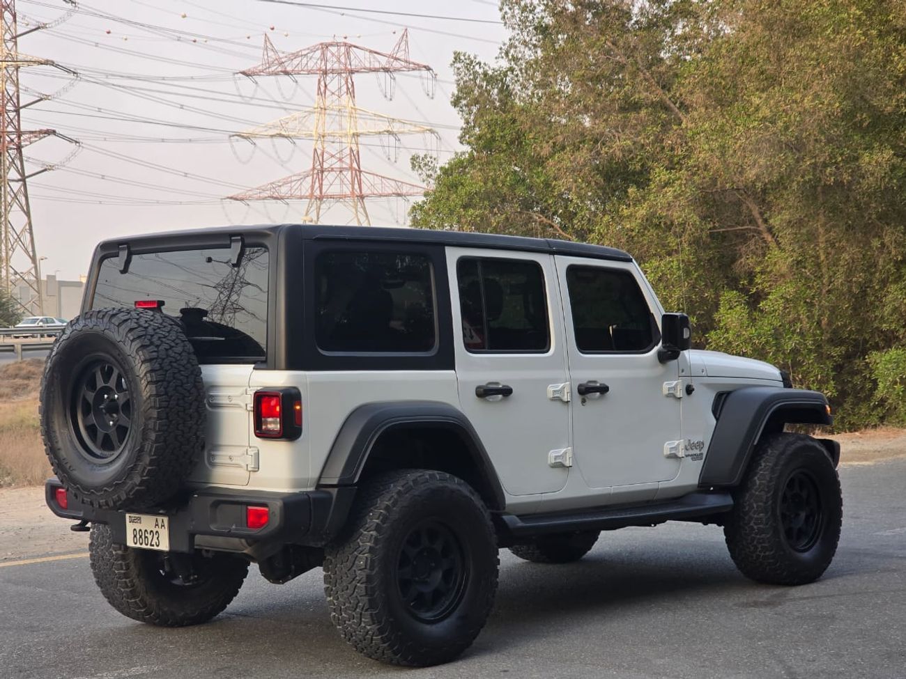 جيب رانجلر Sport 3.6L A/T (5 Seater)