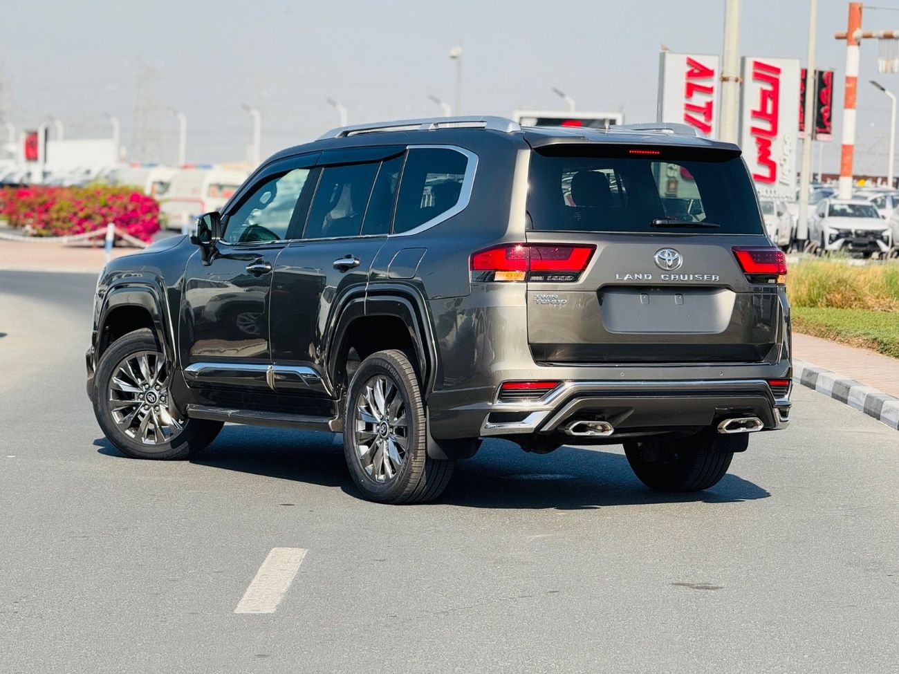 Toyota Land Cruiser Toyota Land Cruiser VXR RHD top of the range