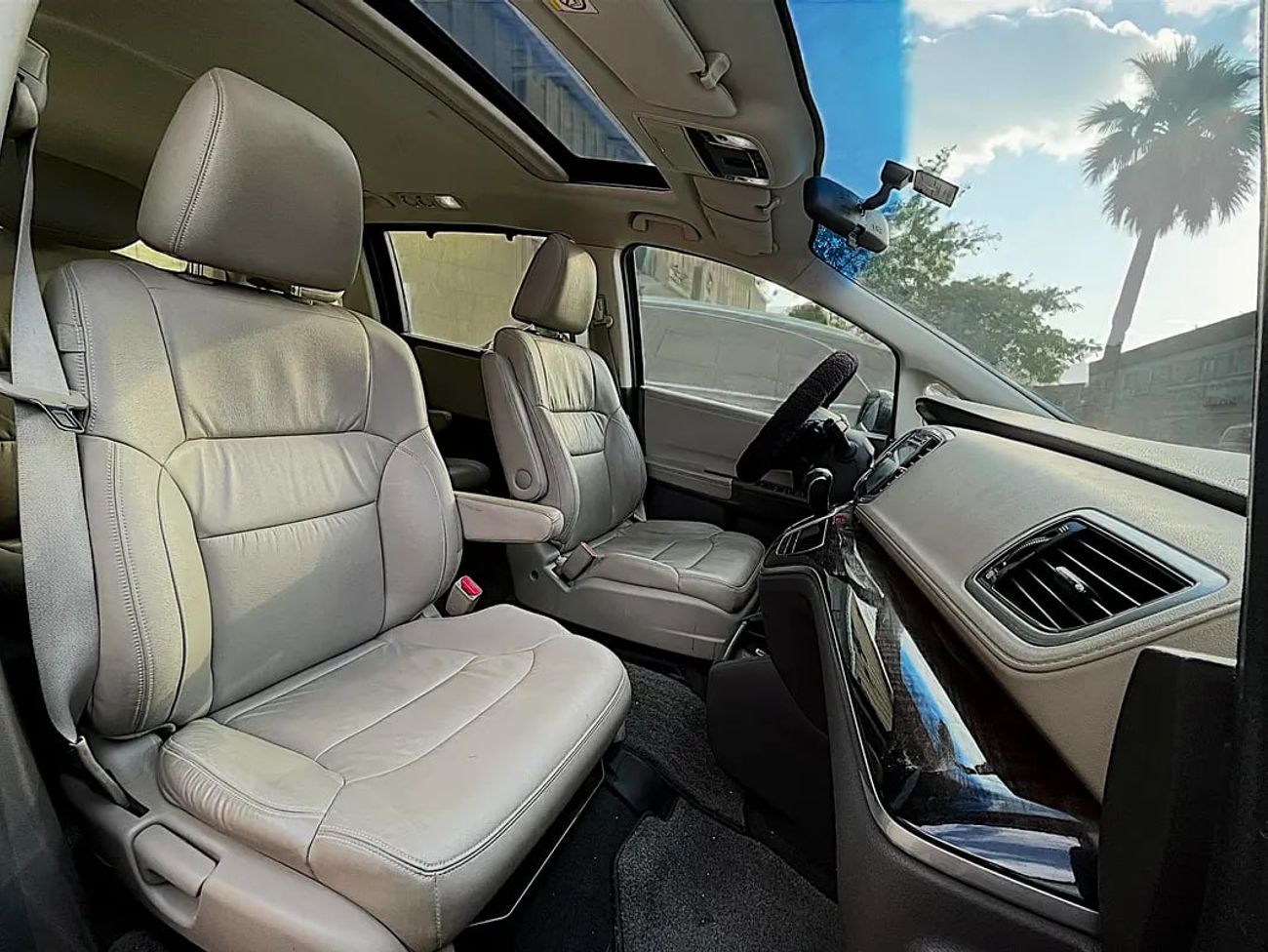 هوندا أوديسي Touring 3.5L (248 HP) 1206 PM | | | TOURING | VIP-7-SEATS | 3.5L V6 | | GCC | WELL MAINTAINED