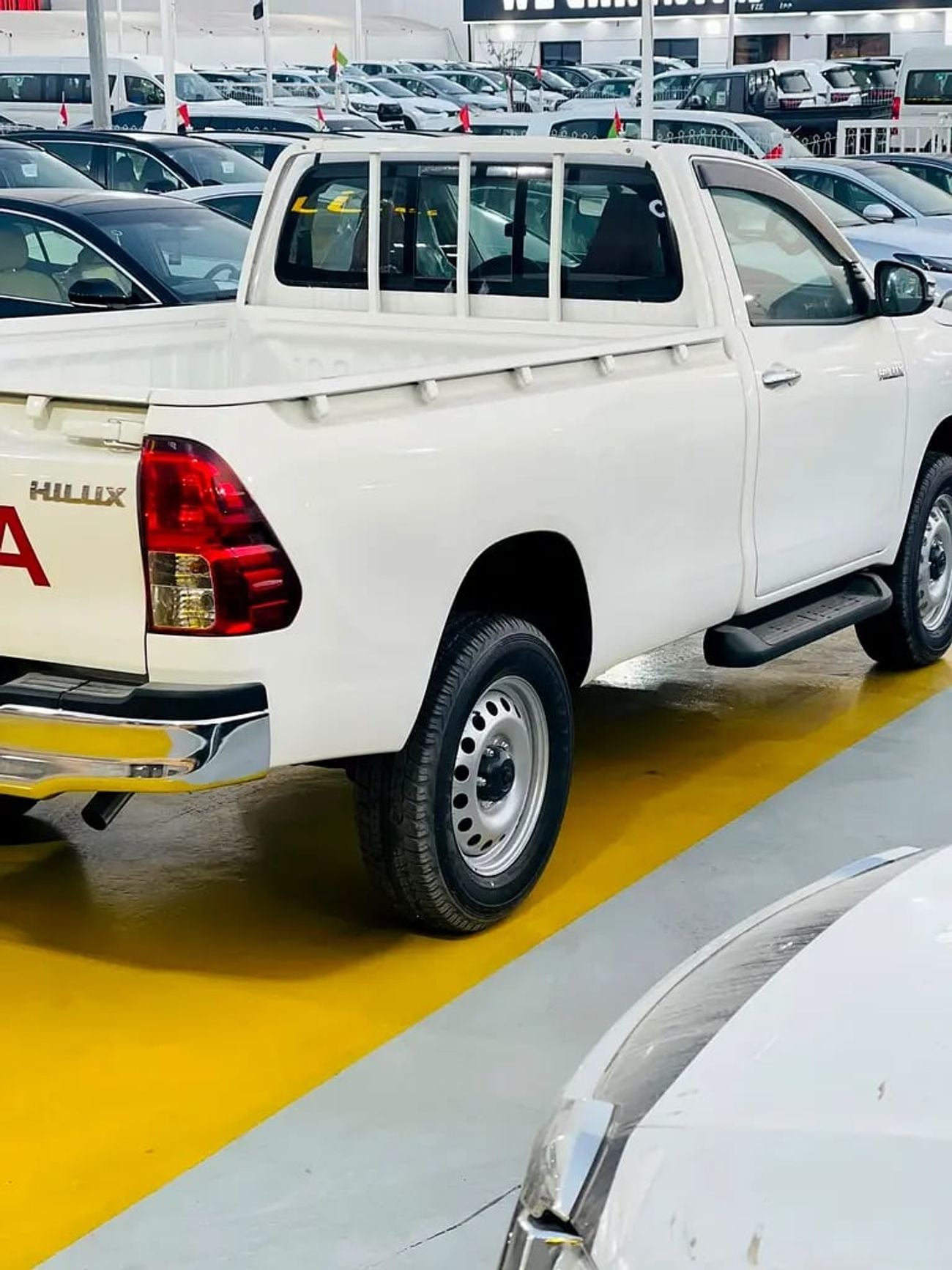 Toyota Hilux GL 2.8L DIESEL GCC Specs