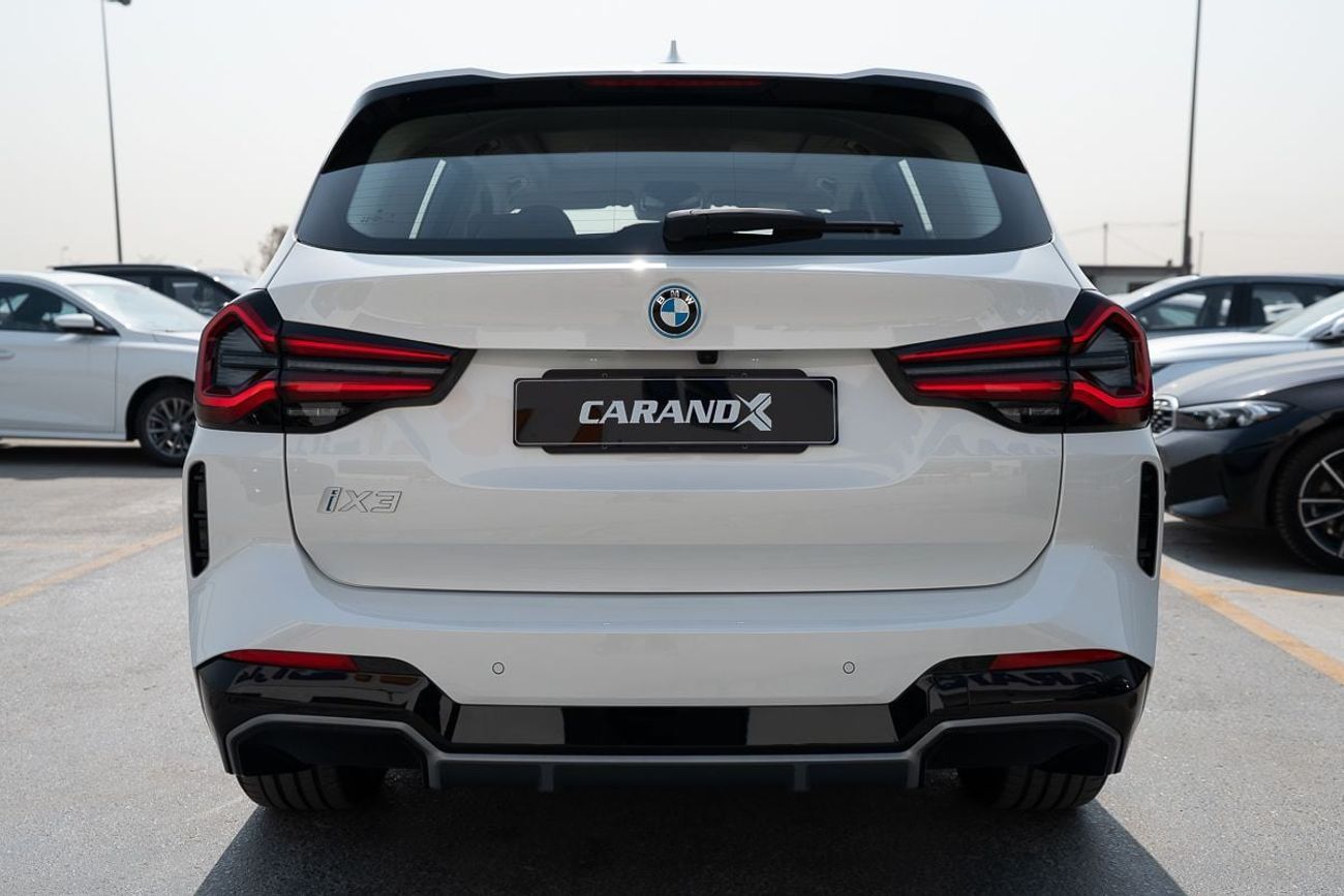 بي أم دبليو iX3 BMW iX3 Leading 2025 Black