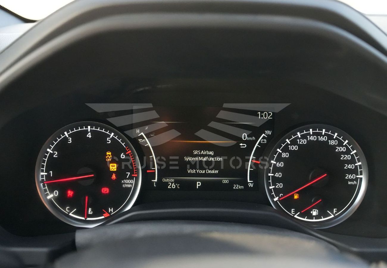 Toyota Land Cruiser LC 300 VXR 3.3L . Automatic . Diesel . Four Wheel Drive . 7 Seats . 5 Doors