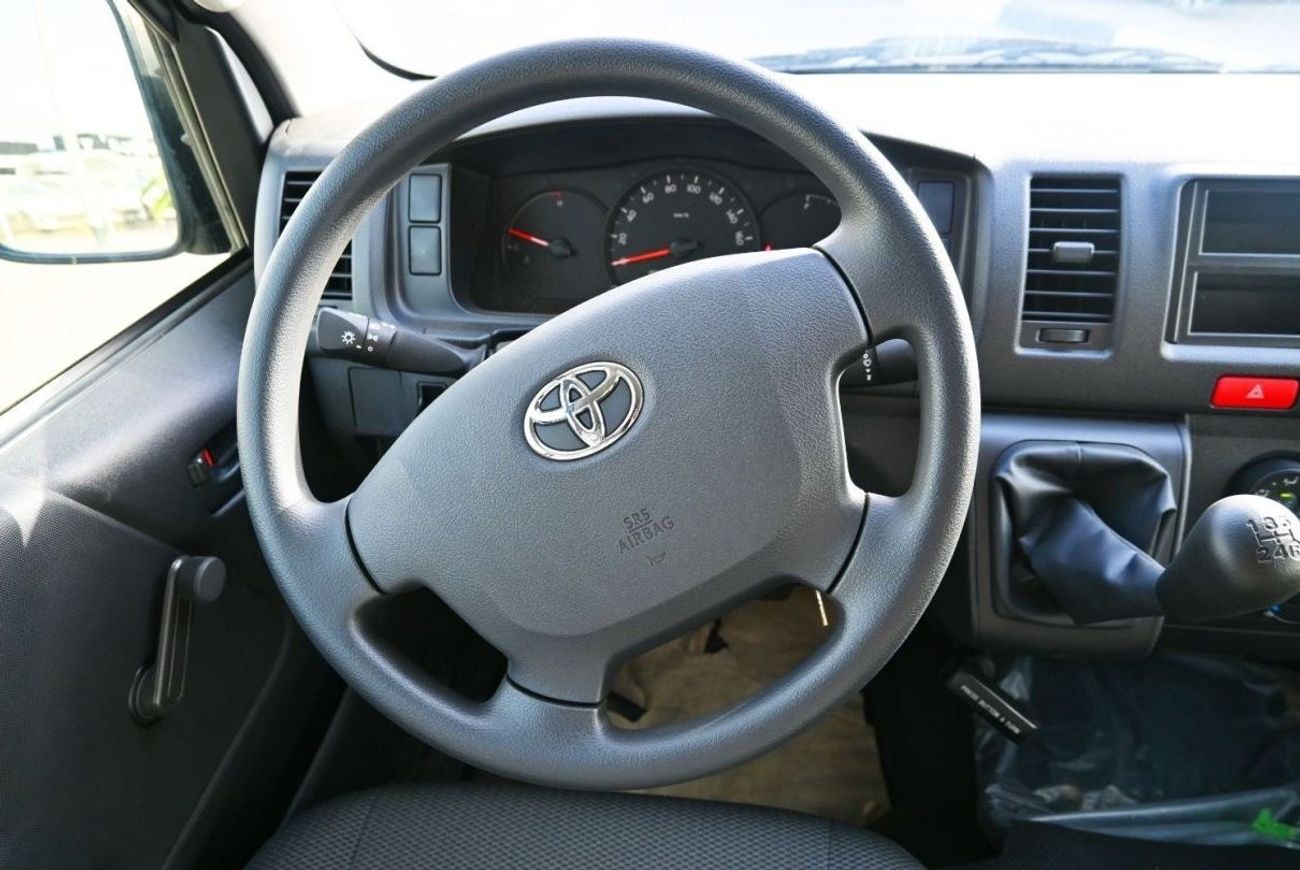 Toyota Hiace Toyota Hiace 2024 15 seats 2.5 L Diesel