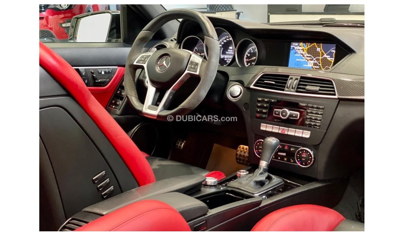 مرسيدس بنز C 63 AMG 2013 Mercedes-Benz C63 AMG, Full Mercedes History, Warranty, Low kms, GCC