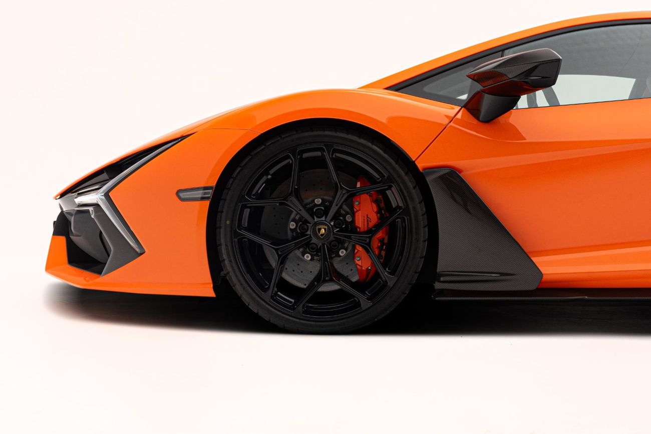 Lamborghini Revuelto Lamborghini Revuelto I Lease To Own I Brand New I Ad Personam I Warranty