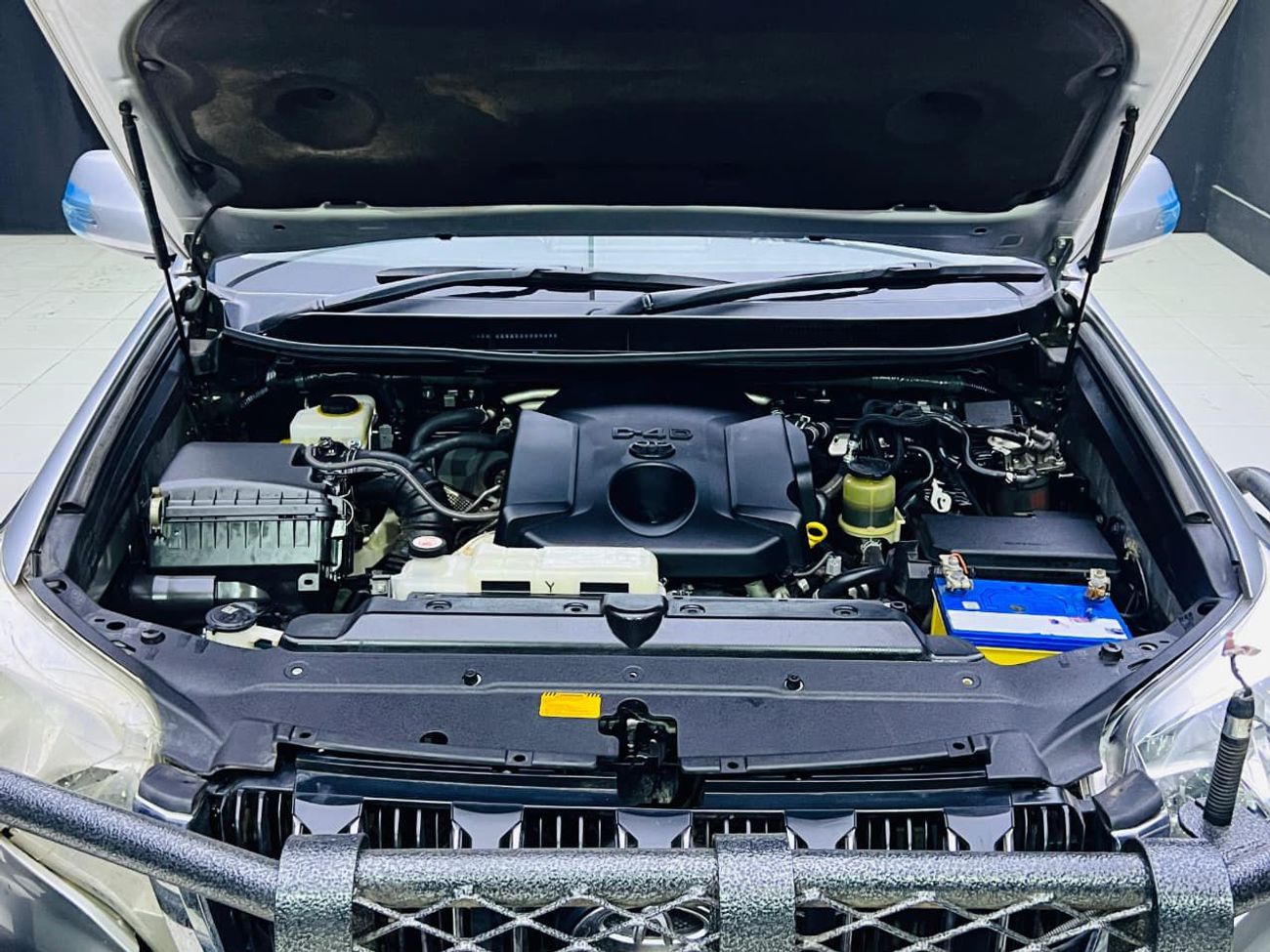 تويوتا برادو diesel 2.8 liter RHD 2016 model automatic only for export available