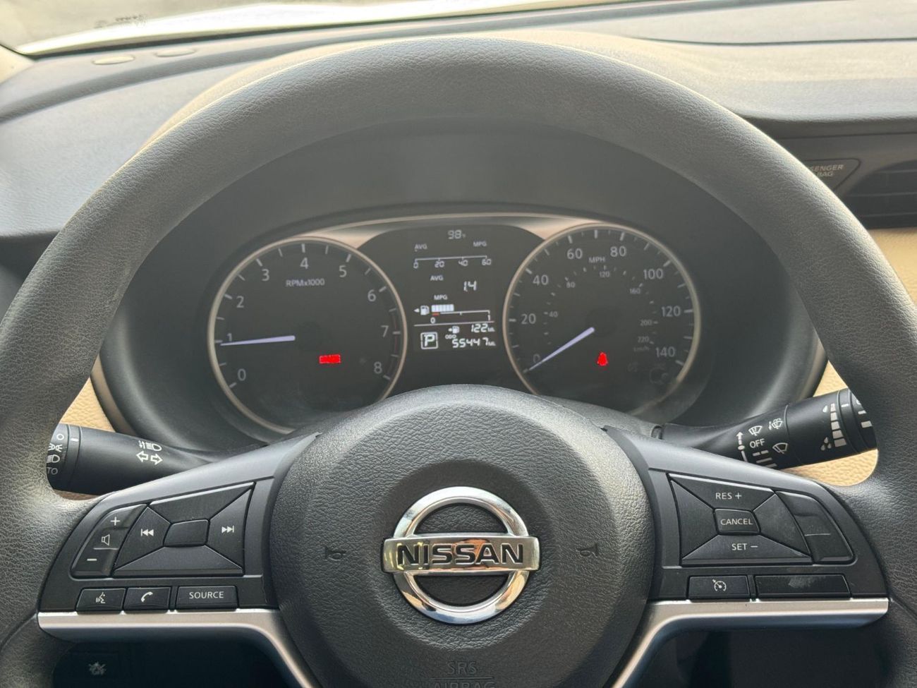 Nissan Kicks SV 1.6L SV / V4 1.6L / RADAR / LANE ASSIST / ANDROID AUTO /APPLE CAR PLAY / IN PERFECT CONDITION