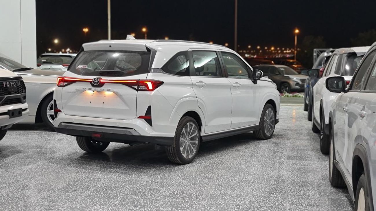 Toyota Veloz GCC 30 CAR AVAILABLE