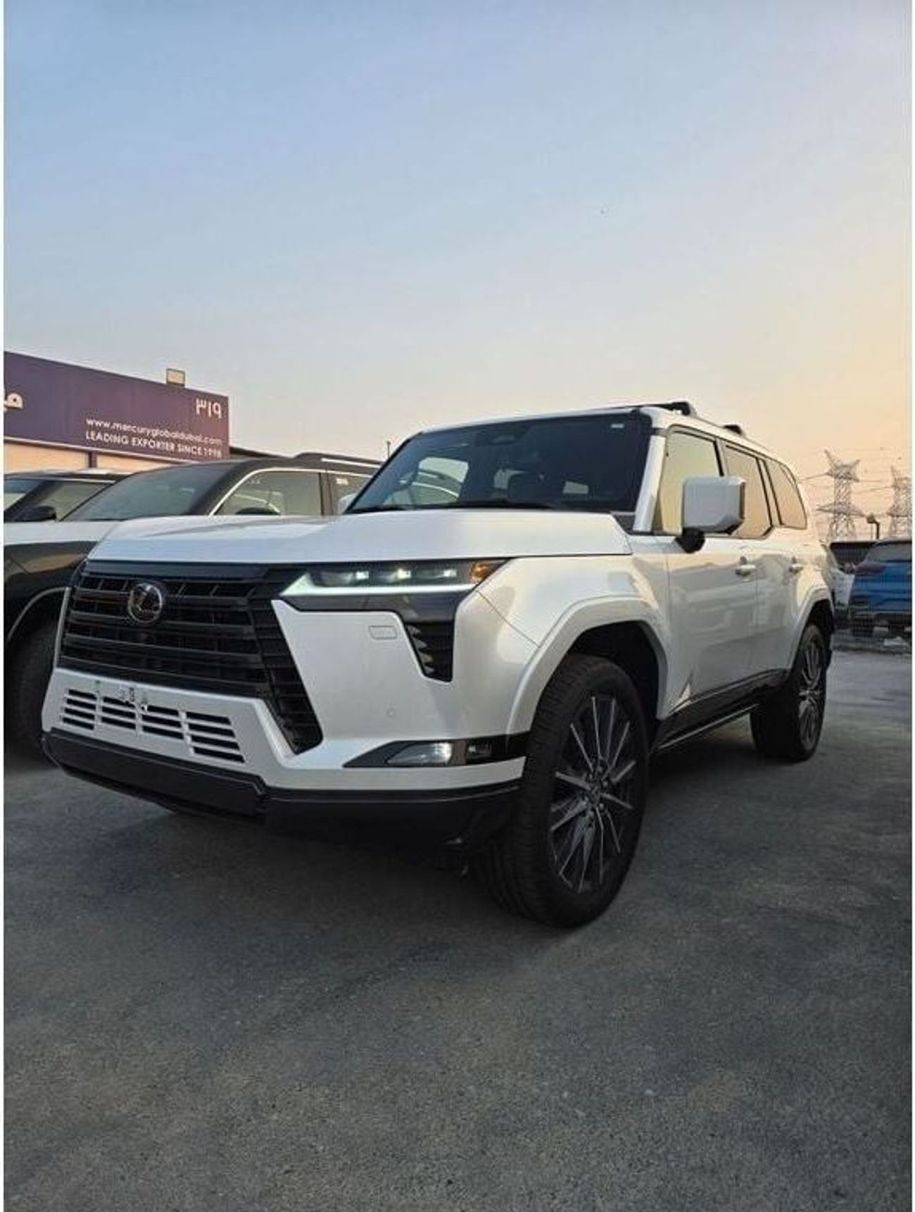 لكزس GX550 Luxury Plus Full Option *SPECIAL OFFER*