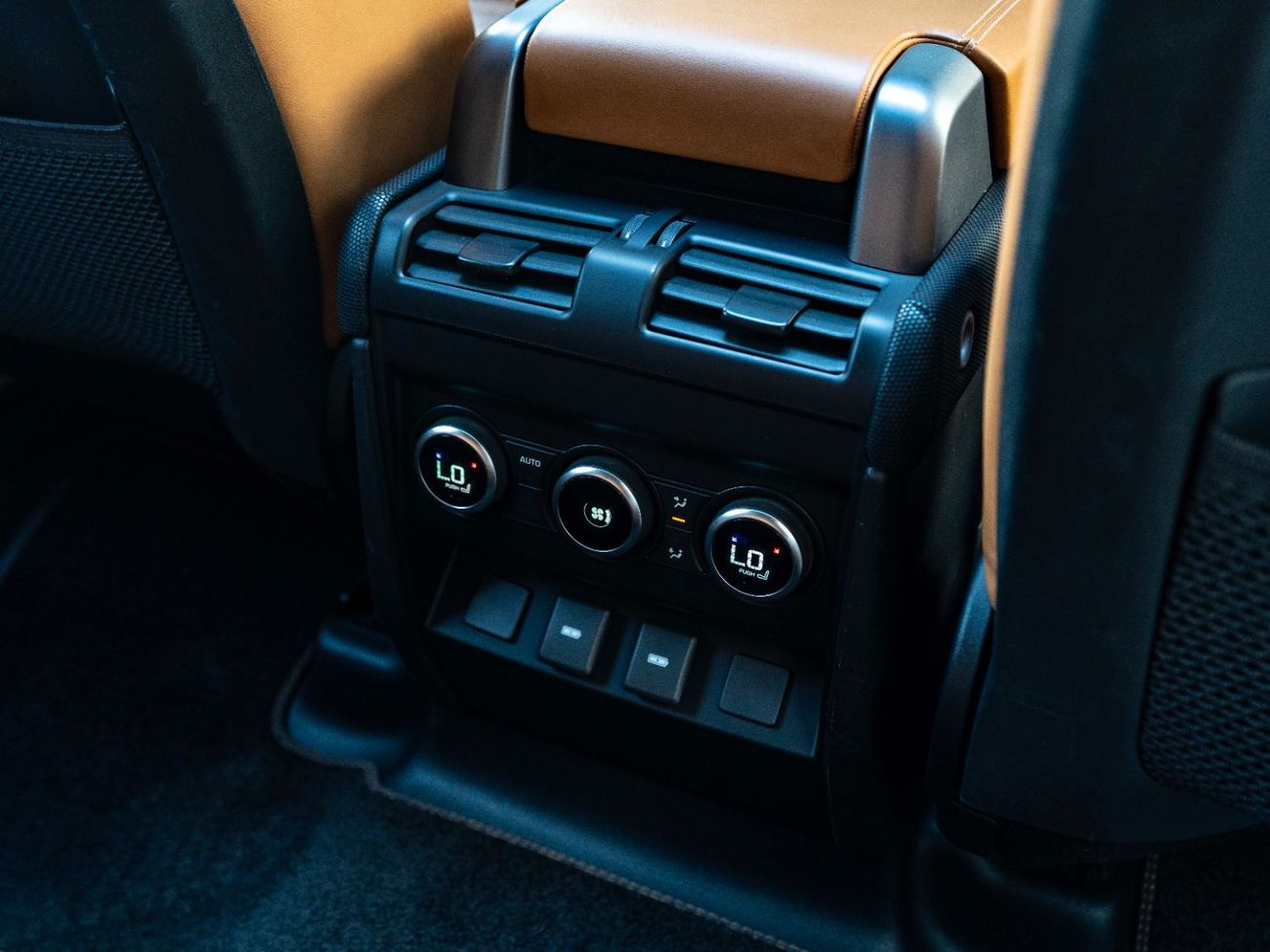 Land Rover Defender 90 X P525 5.0L