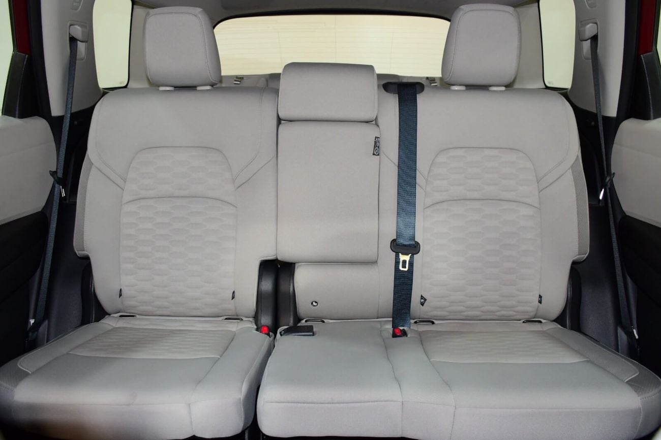 Nissan Pathfinder S 2.0