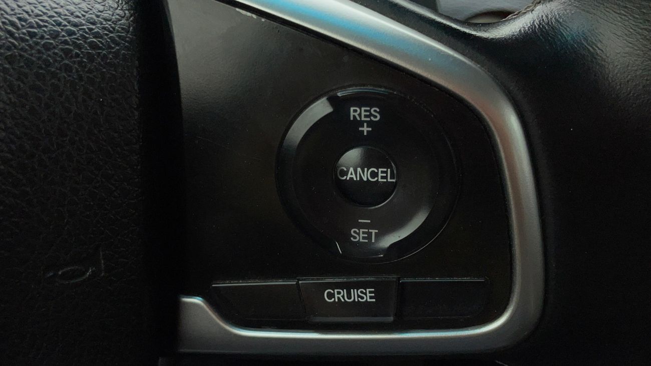 هوندا سيفيك LX SPORT 1.6 | بدون دفعة مقدمة | اختبار القيادة في المنزل