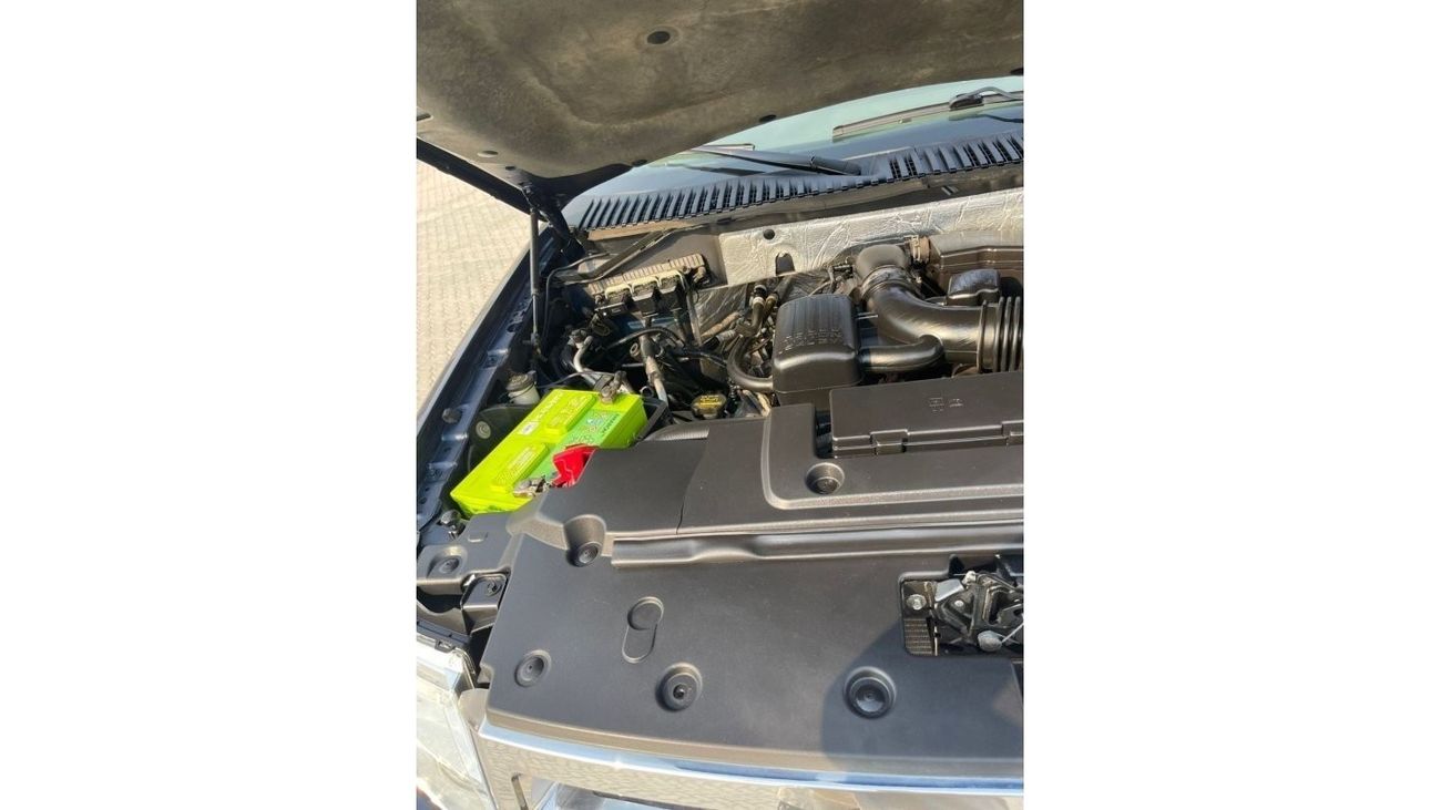 فورد إكسبيديشن XLT