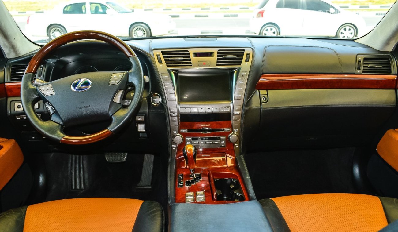 Lexus LS 600 L Hybrid