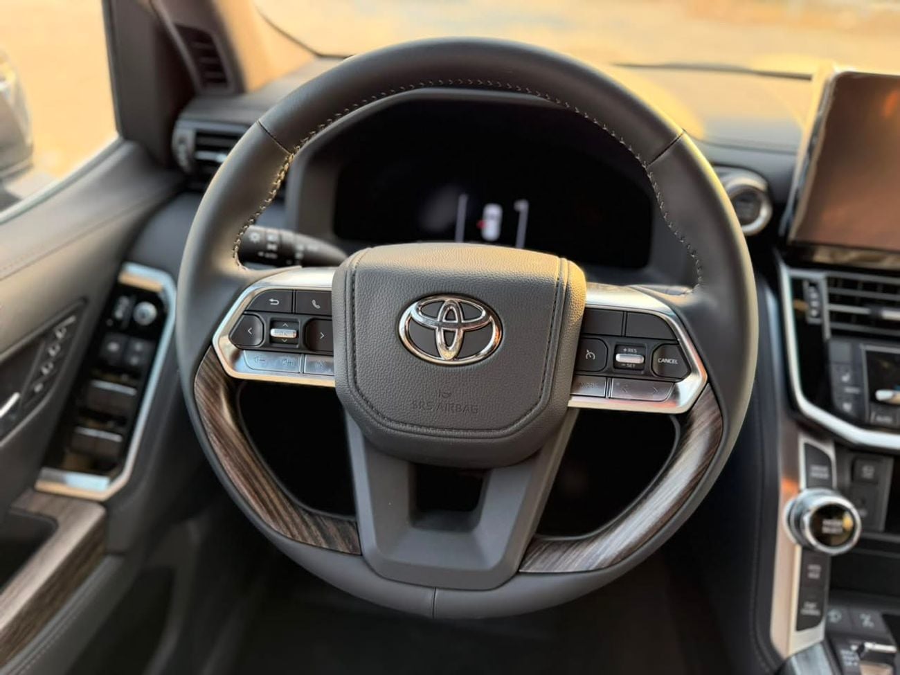 Toyota Land Cruiser VX