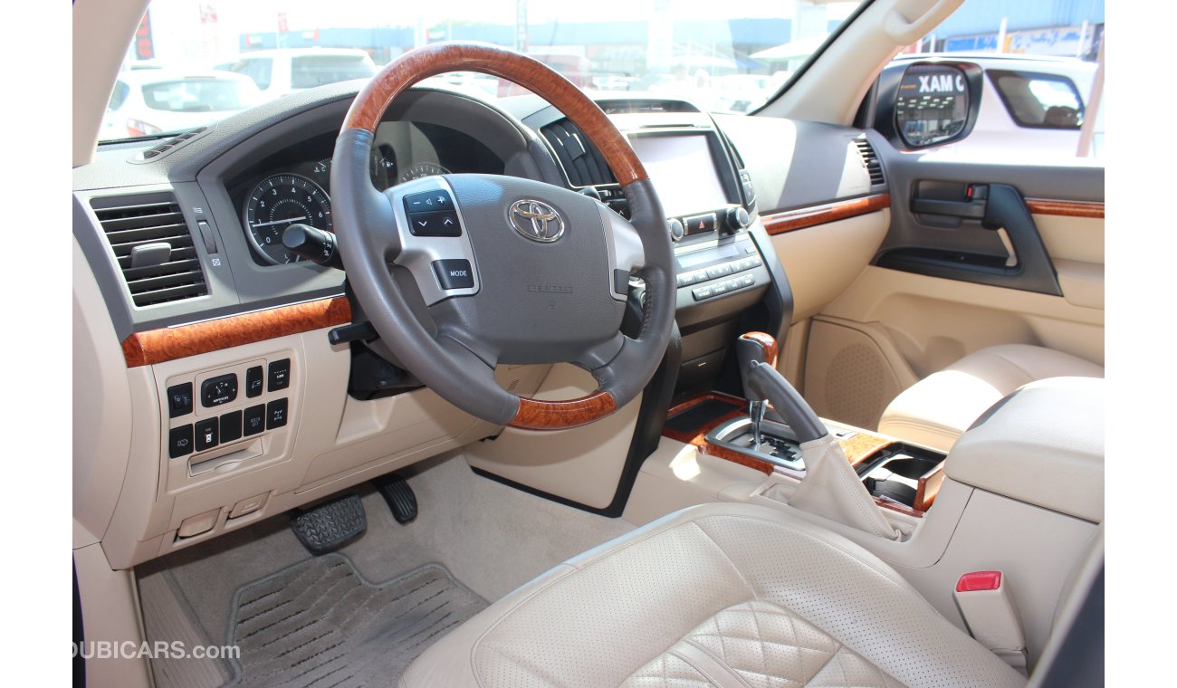 Toyota Land Cruiser GXR V6, (2015) Inclusive VAT