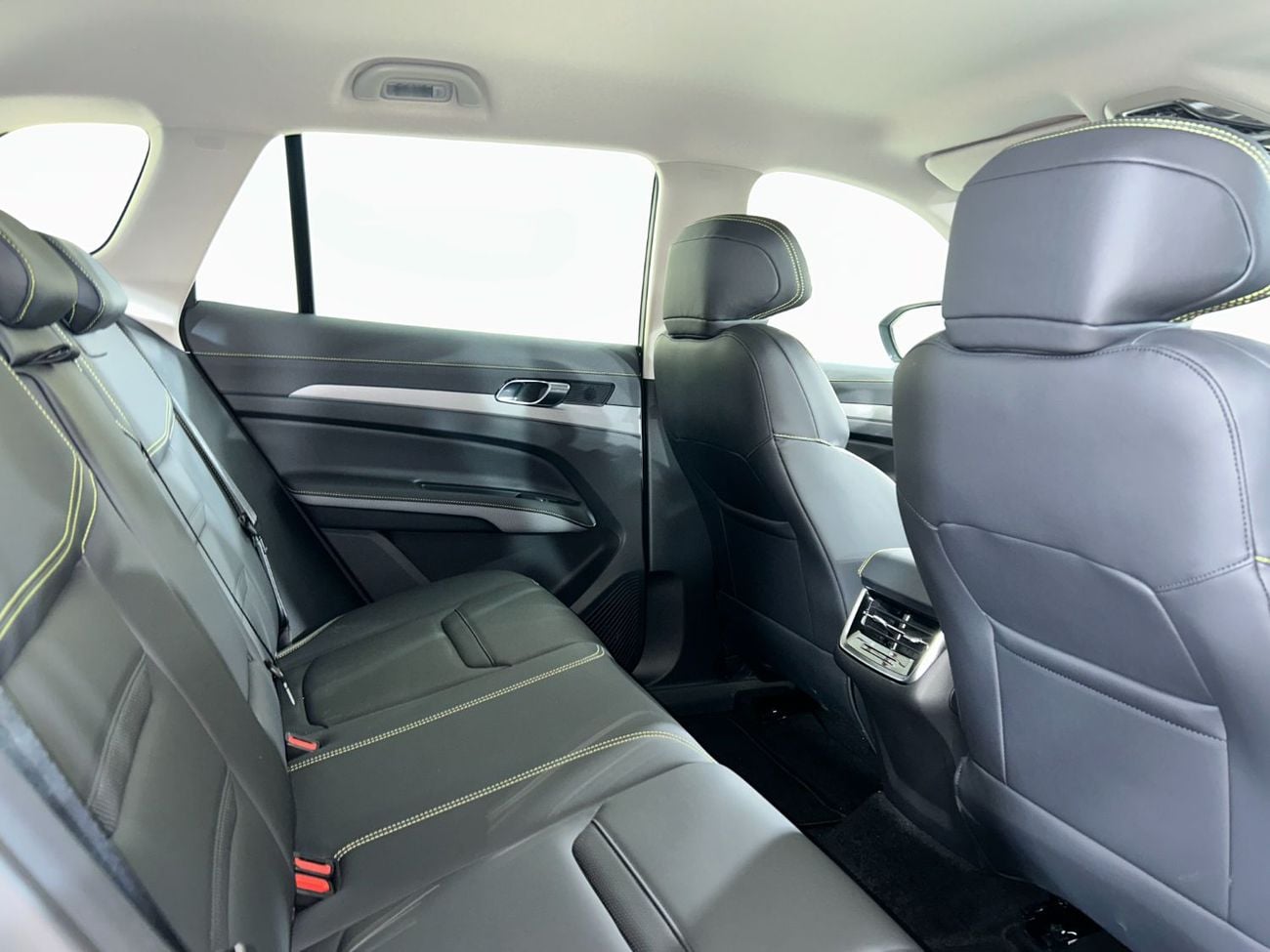 Ford Territory TREND HYBRID /TER2126H /AL TAYER MOTORS/AL QOUZ SHOWROOM