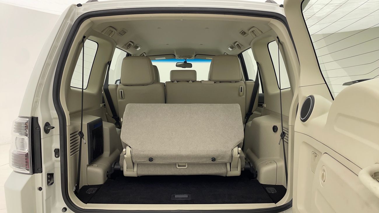 Mitsubishi Pajero GLS HIGHLINE 3.8 | Zero Down Payment | Home Test Drive