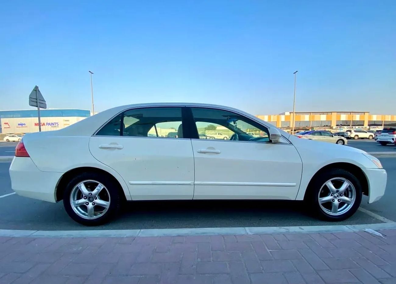 هوندا أكورد في تي آي إل 2.4 || VERY WELL MAINTAINED || GCC || SINGLE OWNER || ACCIDENT FREE