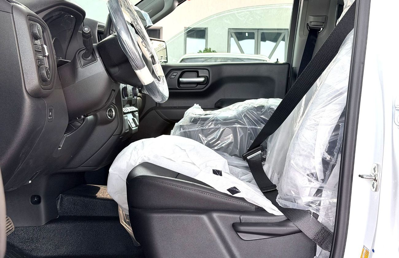 Chevrolet Silverado V8 5.3L AWD GCC Specification