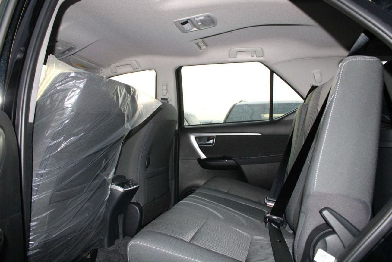Toyota Fortuner FORTUNER 2.4 DSL MID OPTION AT 2025 MODEL