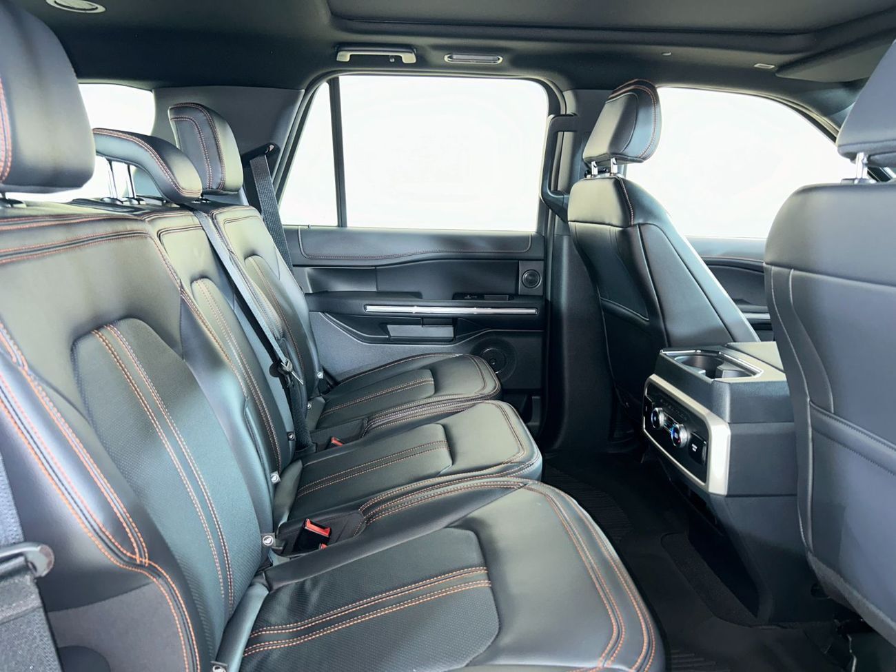 Ford Expedition Timberline 3.5L TL2524 EXPEDITION TIMBERLINE 4X4 NAV 3.5L ECOBOOST AT LTHR + COOLER BOX