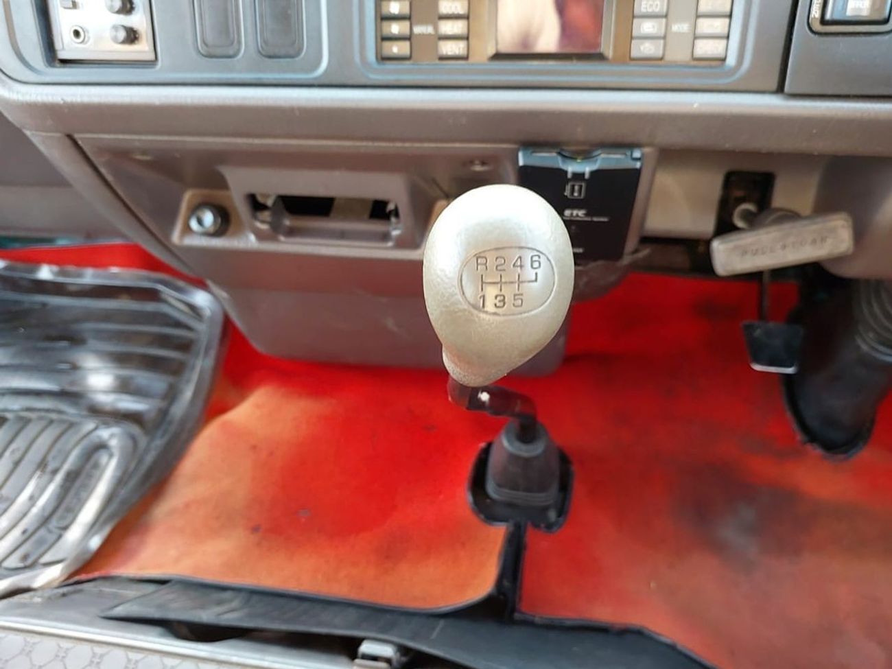 Mitsubishi Rosa MITSUBISHI ROSA BUS RHD 1995 MODEL 3.9 L DIESEL MANUAL(PM40101)