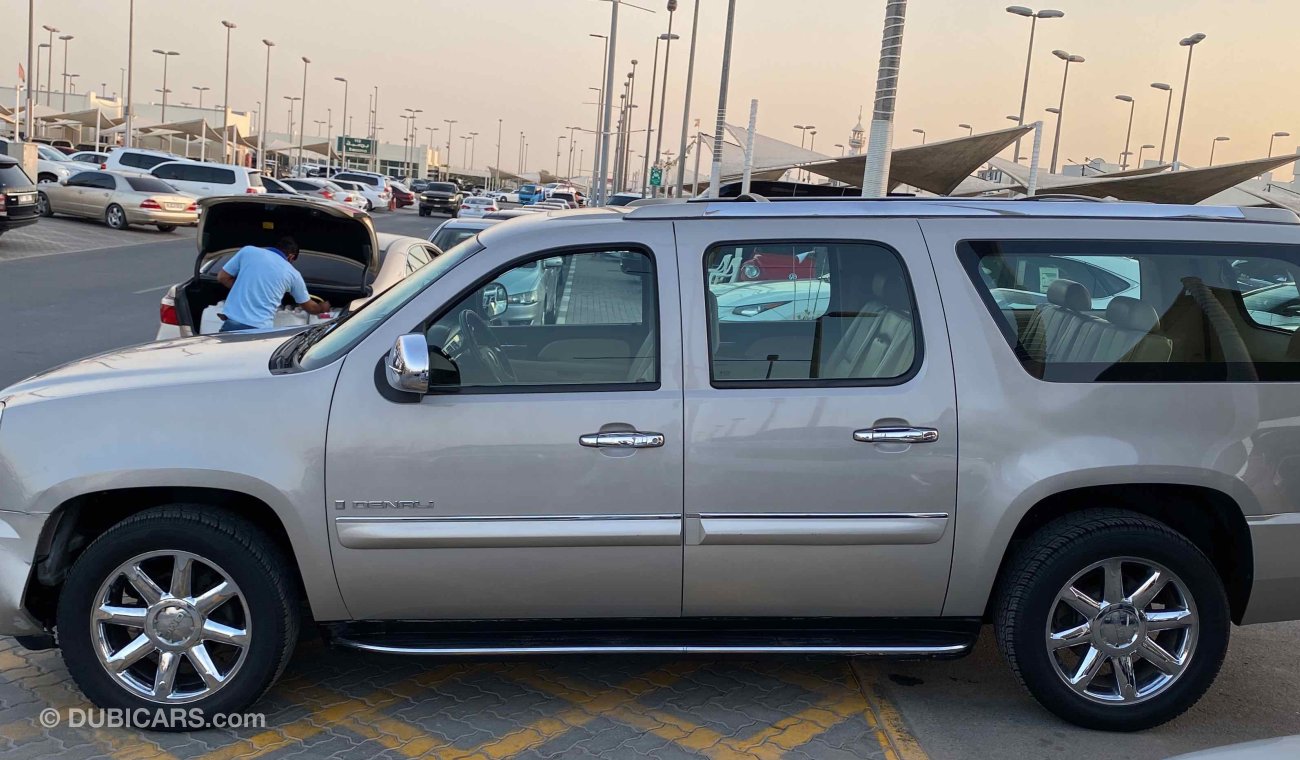 جي أم سي يوكون DENALI XL