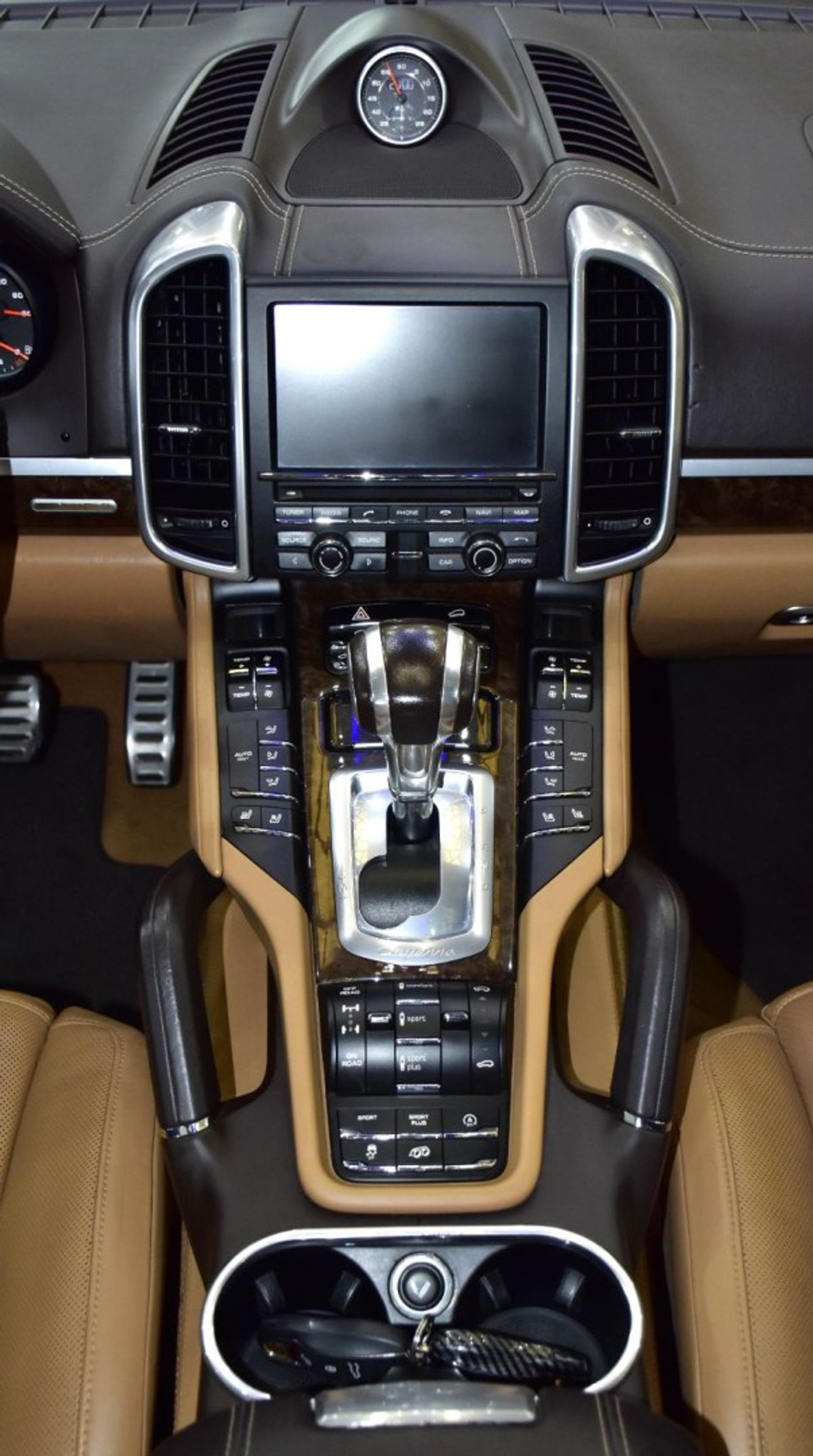 بورش كايان EXCELLENT DEAL for our Porsche Cayenne GTS ( 2016 Model ) in Black Color GCC Specs