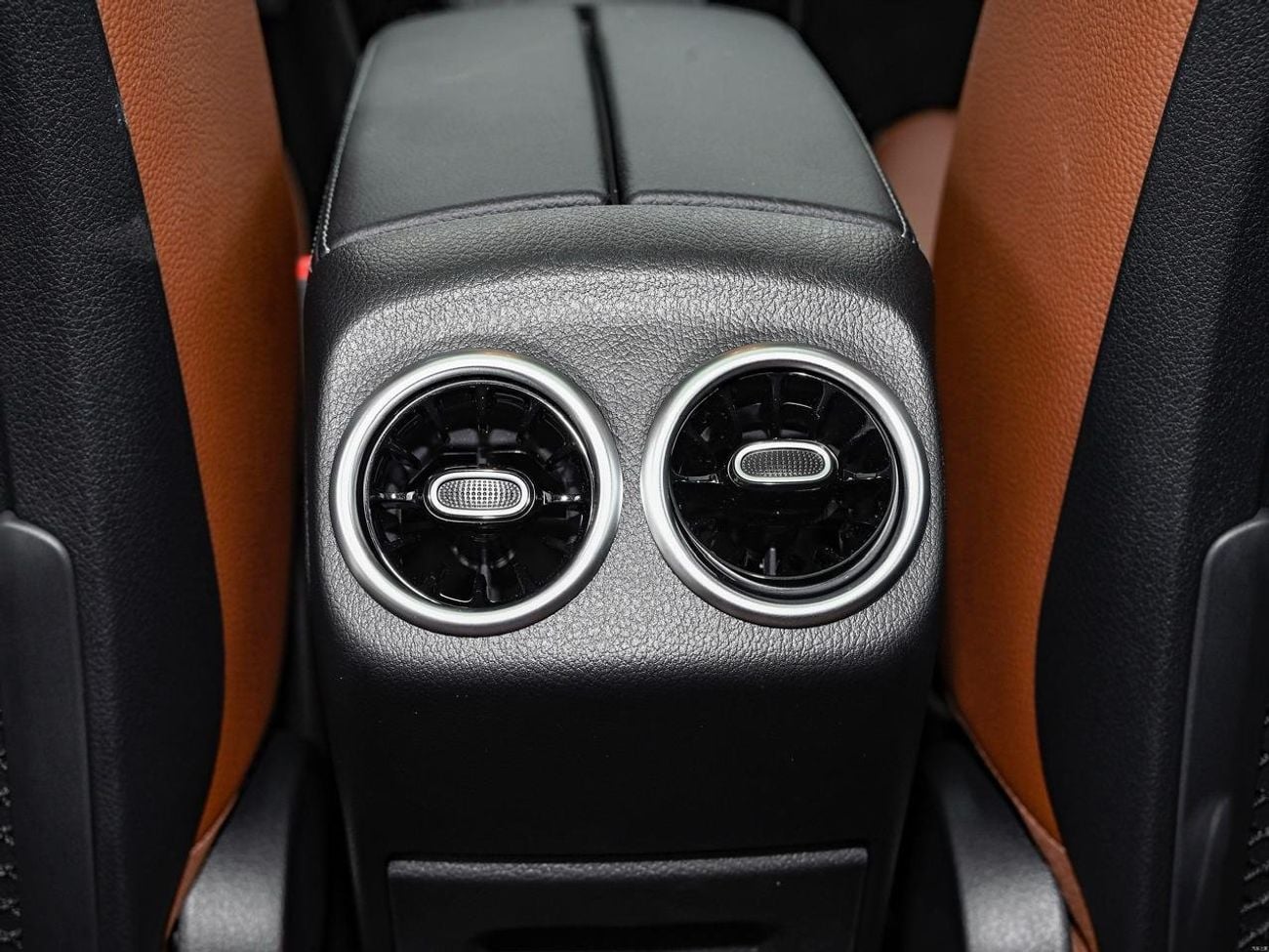 Mercedes-Benz A 200 L A 200 L / 2025 / Chinese